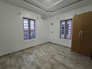 5-Bedroom Duplex da BQ a Bridgegate Estate, Agungi don Sawa