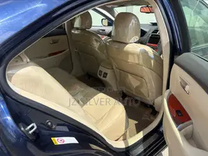 Lexus ES 350 2011 Blue