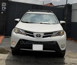 Toyota RAV4 Limited 2015 White SUV AWD