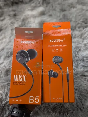 3.5mm Wired In-Ear Headphones with Mic