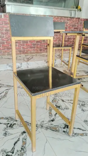Durable Iron Frame Wooden Chair for Indoor/Outdoor Use