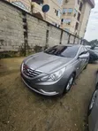 Hyundai Sonata 2010 Silver - 1