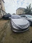 Hyundai Sonata 2010 Silver - 4