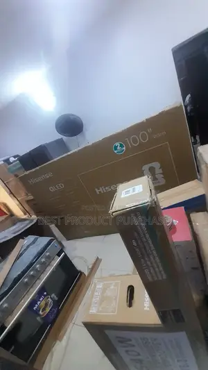 Hisense 100" QLED 4K Smart TV (100Q7Q)