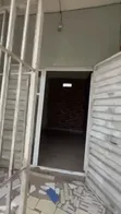 Babban Shago don Hayar a Estate, Titin Langbasa - 1