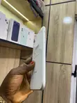 Apple iPhone XR 64GB - 3