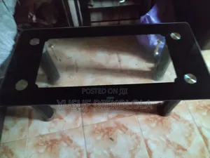 Durable Black Glossy Oval Centre Table