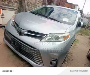 Toyota Sienna XLE 2019 Amfani Da Aka Yi A Kasashen Waje