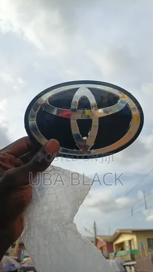 Toyota Highlander 2018 Gilashin Logo