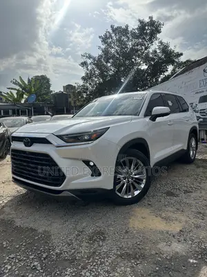 2024 Toyota Highlander Platinum AWD - White
