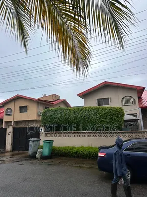 Gidan Dakuna 3 Semi-Detached Don Hayarwa a Oniru, Victoria Island Extension