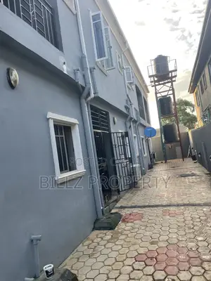 Mini Flat don haya a Baba 70, Abule Egba