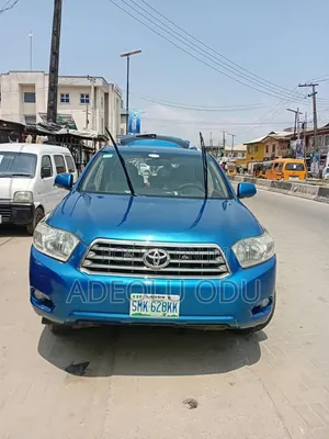 Toyota Highlander Limited 2010 Blue