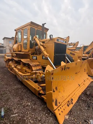Caterpillar D8K Bulldozer - Foreign Used