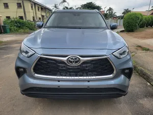 2024 Toyota Highlander XLE AWD - Foreign Used
