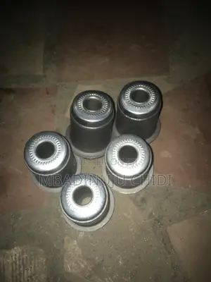 Sabon Hannun Sama Bushing na Toyota