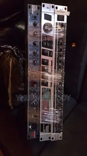 Behringer Amplifier - An Kuma, Daga Kanada