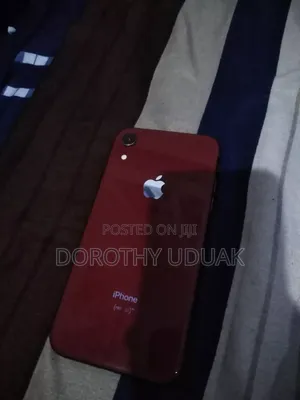 Apple iPhone XR 64GB Red