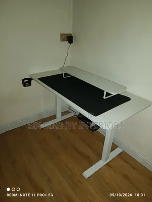 Teburin Lantarki Mai Girma Mai Girma Tare da Riser - 1.2m Fari