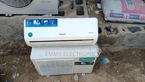 Hisense Air Conditioner R22 Gas, Fairly Used