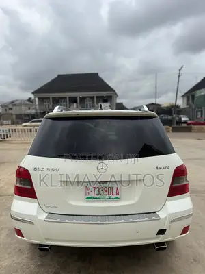 2010 Mercedes-Benz GLK-Class 350 4MATIC SUV