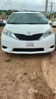 Toyota Sienna 2014 White - 1