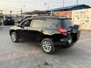 Toyota RAV4 2010 Black