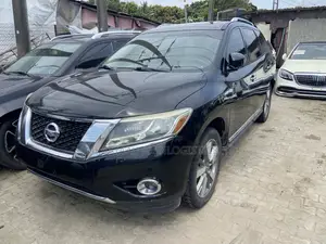 Nissan Pathfinder 2013 Black