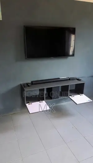 4ft TV Stand Mai Ratayawa - Grey da Fari