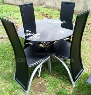 4Seaters Modern Dining Set - Fatar Jikin Mutum