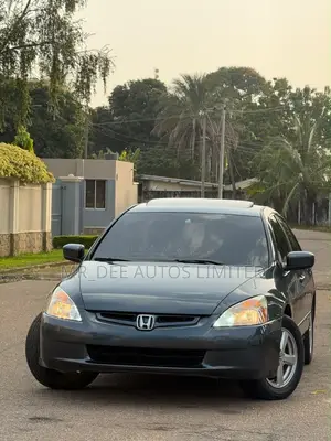 Honda Accord 2005 Grey