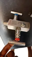 1/2" Block and Bleed Valve - Brand New - 1
