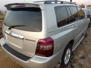 Toyota Highlander 2007 Silver