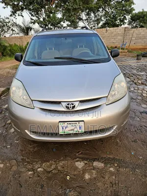 Toyota Sienna 2007 - An Amfani Da Ita Sosai