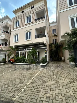 4 Bedroom Townhouse/Terrace a Guzape District don siyarwa