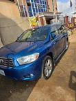 Toyota Highlander 2010 Blue - 1