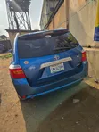 Toyota Highlander 2010 Blue - 2