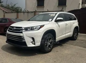 Toyota Highlander XLE 2016 Fari