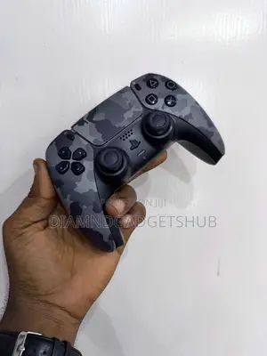 PlayStation 5 DualSense Controller Pads (Canada Amfani)