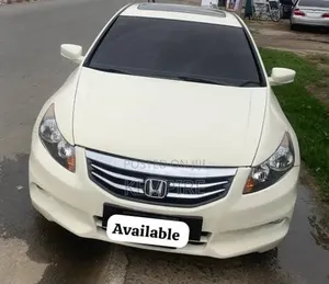 Honda Accord 2012 Fari