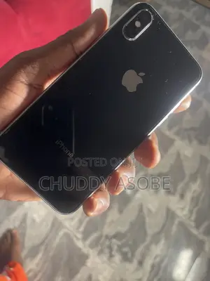Apple iPhone X 64GB Black