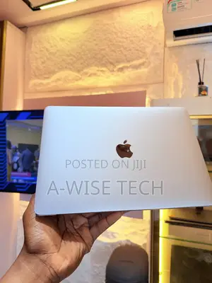 Apple MacBook Pro 2017 13" 16GB RAM 512GB SSD