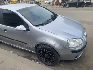 Volkswagen Golf 5 1.6 FSI Trendline Automatic 2006 Silver