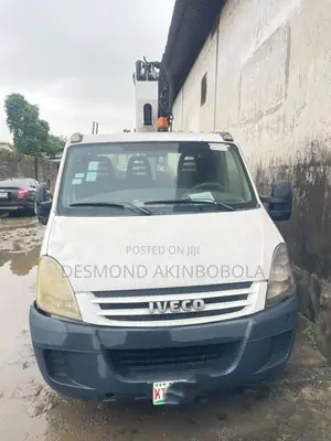 Iveco Manlift Truck (Amfani Da Aka Yi A Najeriya)