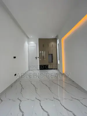4 Bedroom Duplex da BQ & Pool a Orchid, Lekki Phase 2