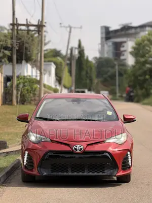 Toyota Corolla LE 2019 Red