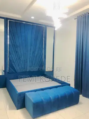Complete 6x6 Bedframe with Ottoman, Mirror, and Drawer