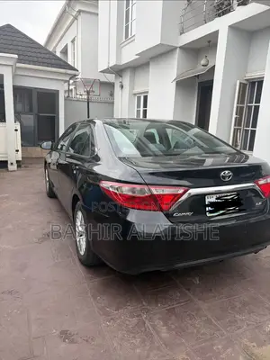 Toyota Camry 2016 Baki