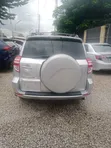 Toyota RAV4 2010 Silver - 2