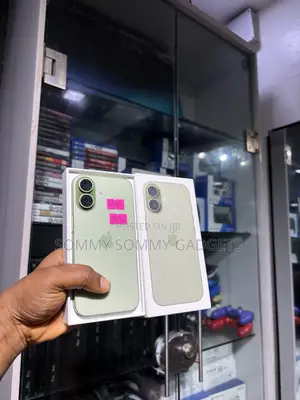 Apple iPhone 17 256GB Green